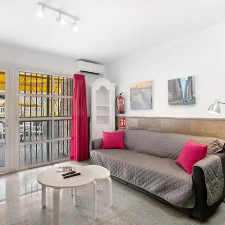 Tenerife Sur Cristianos * Playa de las Americas (Tenerife)